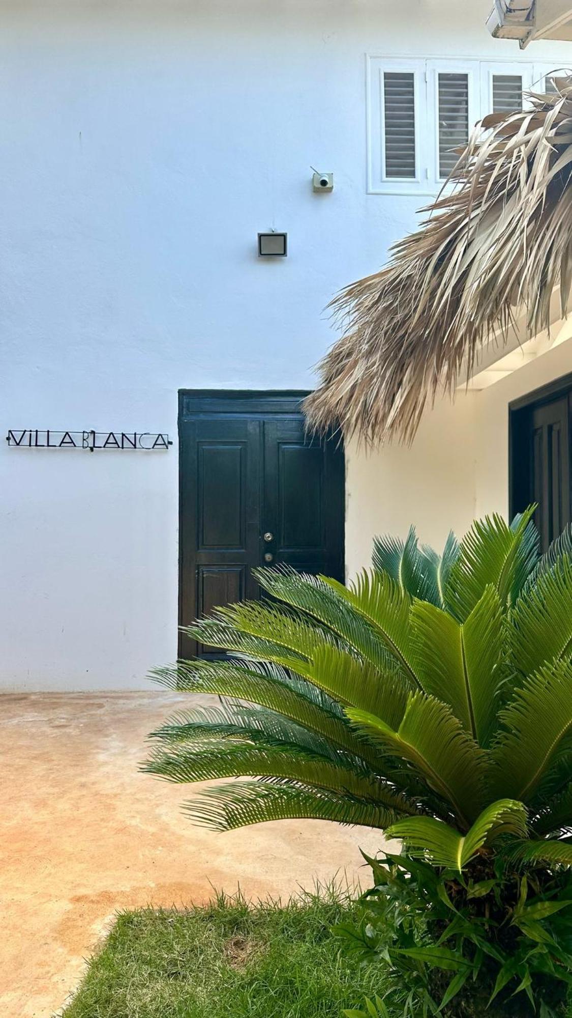 Villa Blanca Chambre D'Hotes Vue Sur Mer 라스테레나스 외부 사진